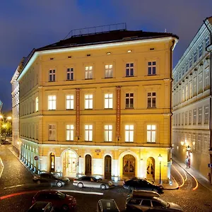 Charles Bridge Palace Отель