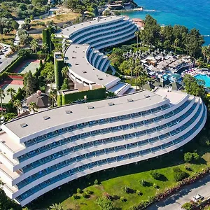 The Grand Blue Sky International Complex Kusadası
