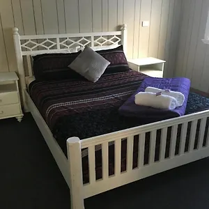 Hotel Goondihill