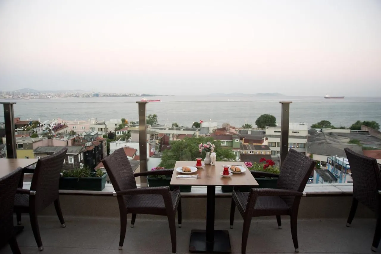 Ferman Hotel Old City -Special Category Istanbul 4*,